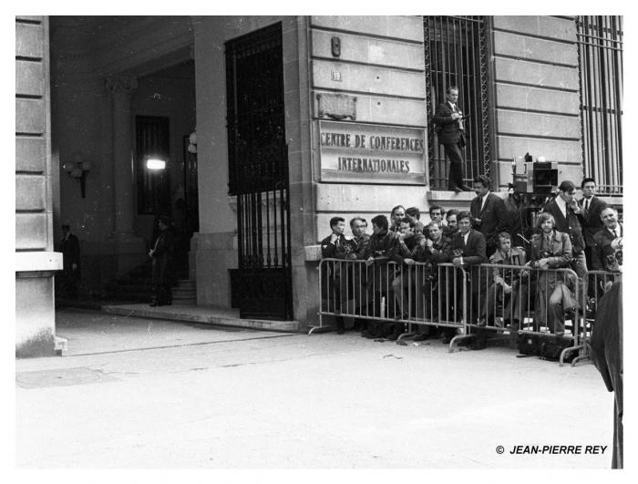 10 mai 1968 - La Presse : conférence de Paris - 43.10-mai-1968-La Presse-Conference-de-Paris.J-P.-Rey.JPG